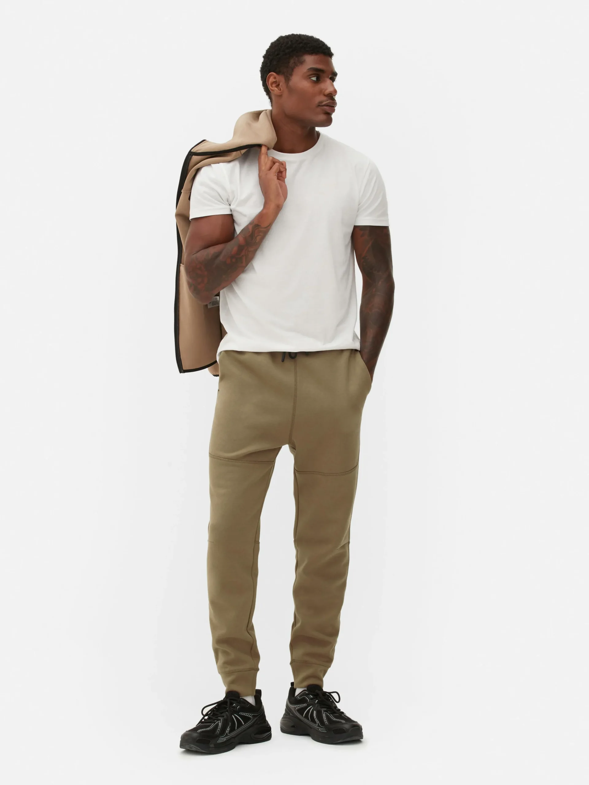 Discount Eingefasste Slim-Fit-Jogginghose Herren Sportbekleidung|Jogginghosen