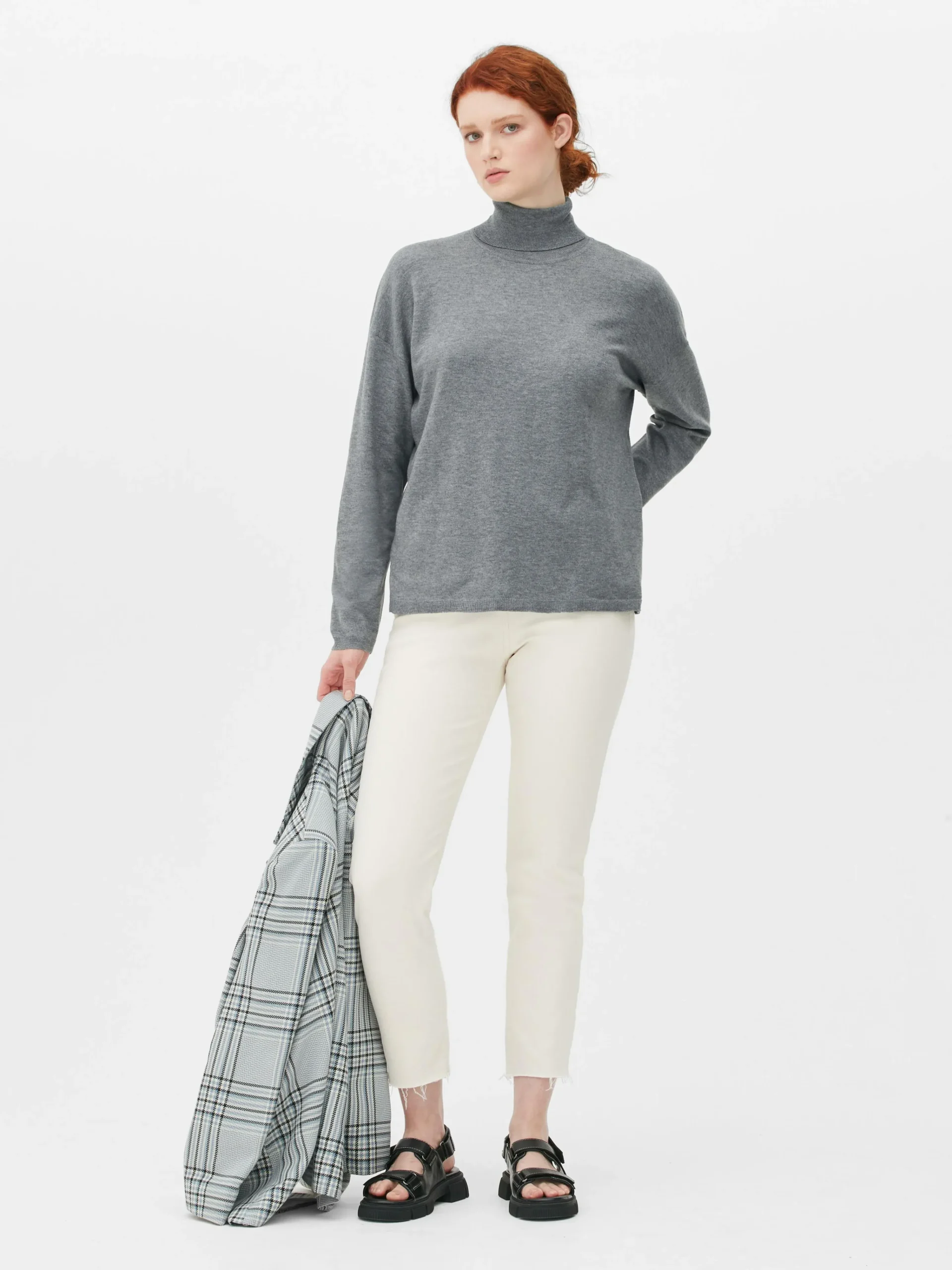 Outlet Feinstrickpullover Mit Rollkragen Damen Pullover Und Cardigans