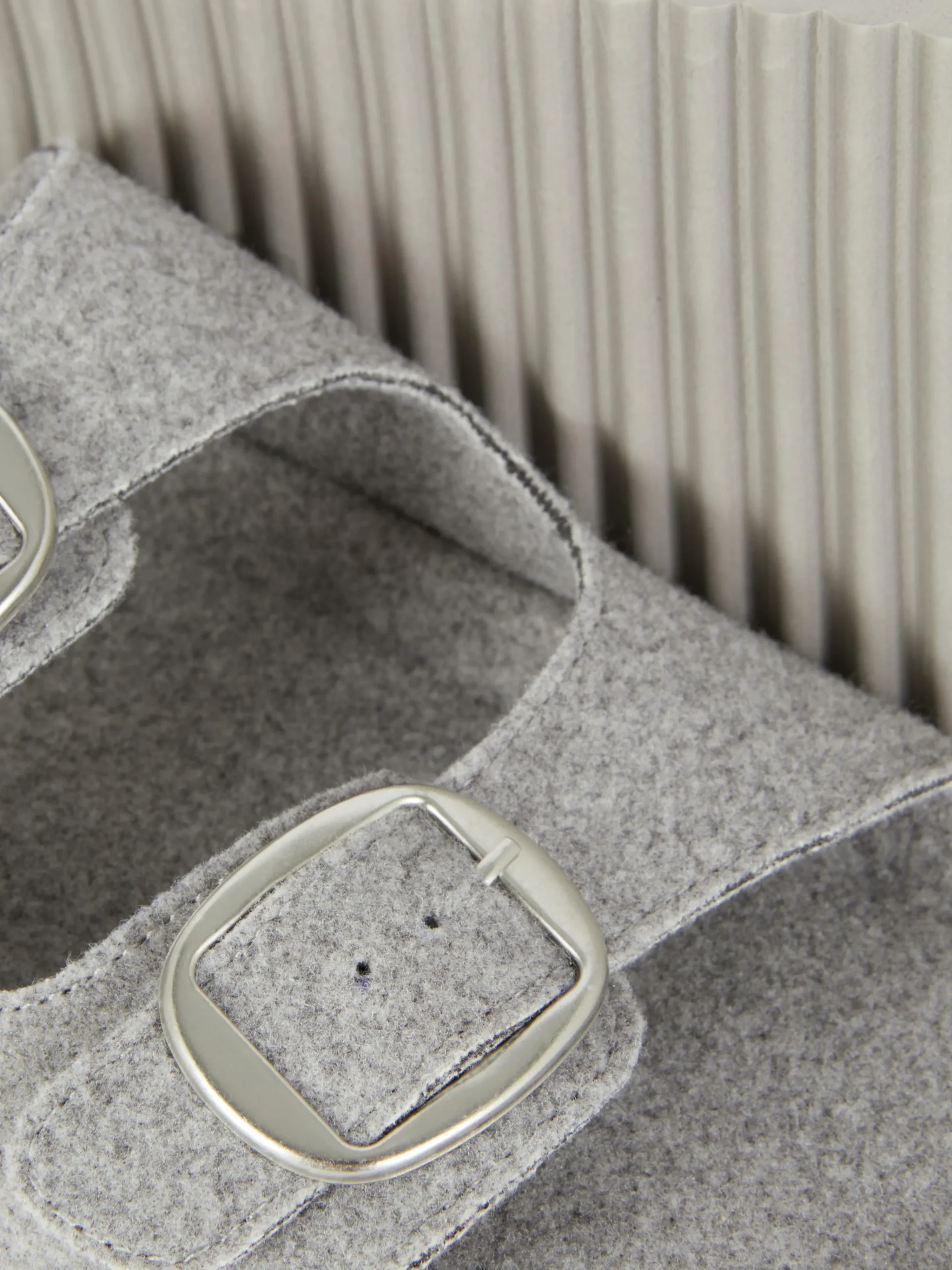 Fußbett-Hausschuhe Aus Filz Mit Zwei Riemen Damen Hausschuhe|Hausschuhe