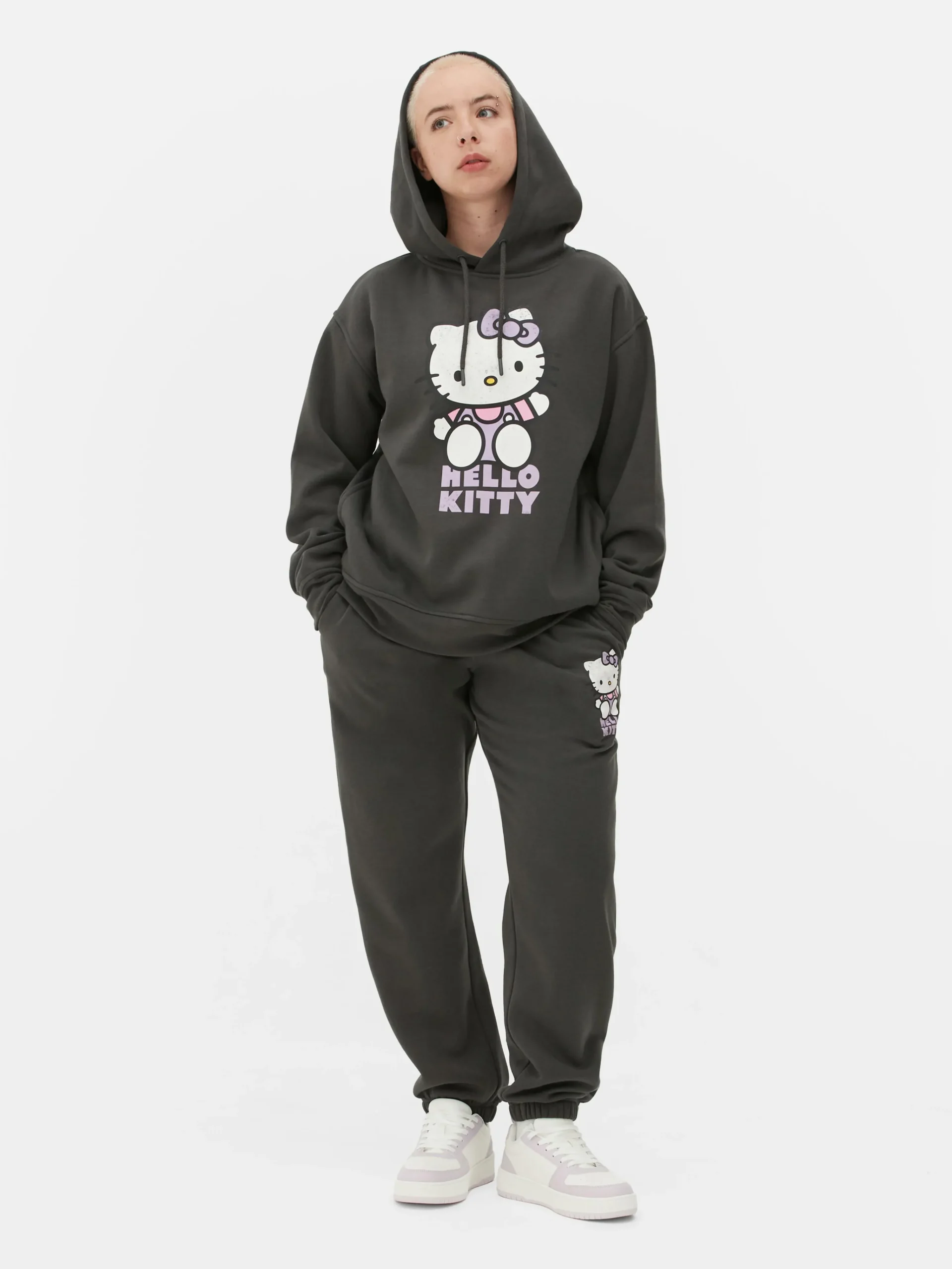 Outlet „Hello Kitty“ Hoodie Mit Charakter-Print Damen Hoodies Und Sweatshirts