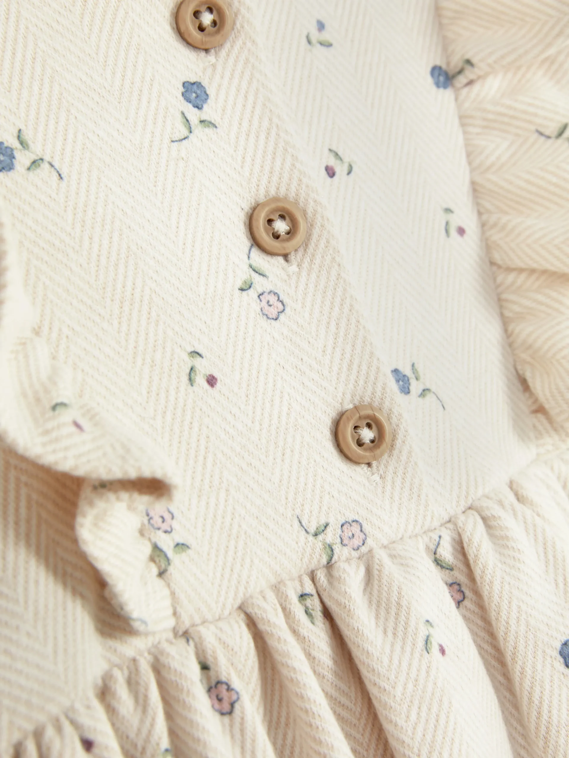 Sale Kleid Mit Blumenmuster Und Rüschen Kleider Und Röcke