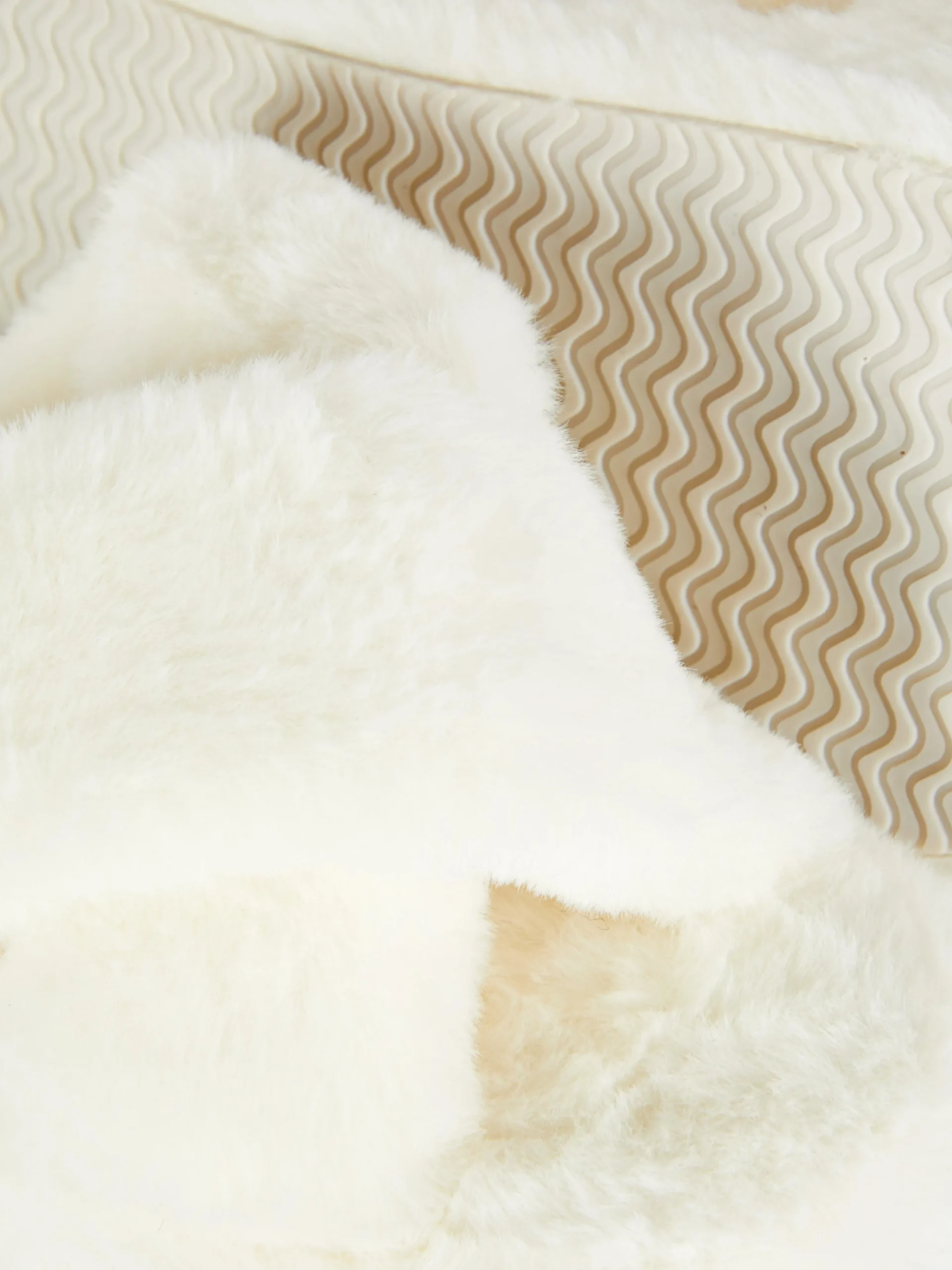 New Kunstfell-Hausschuhe Mit überkreuzten Riemen Kinder Hausschuhe