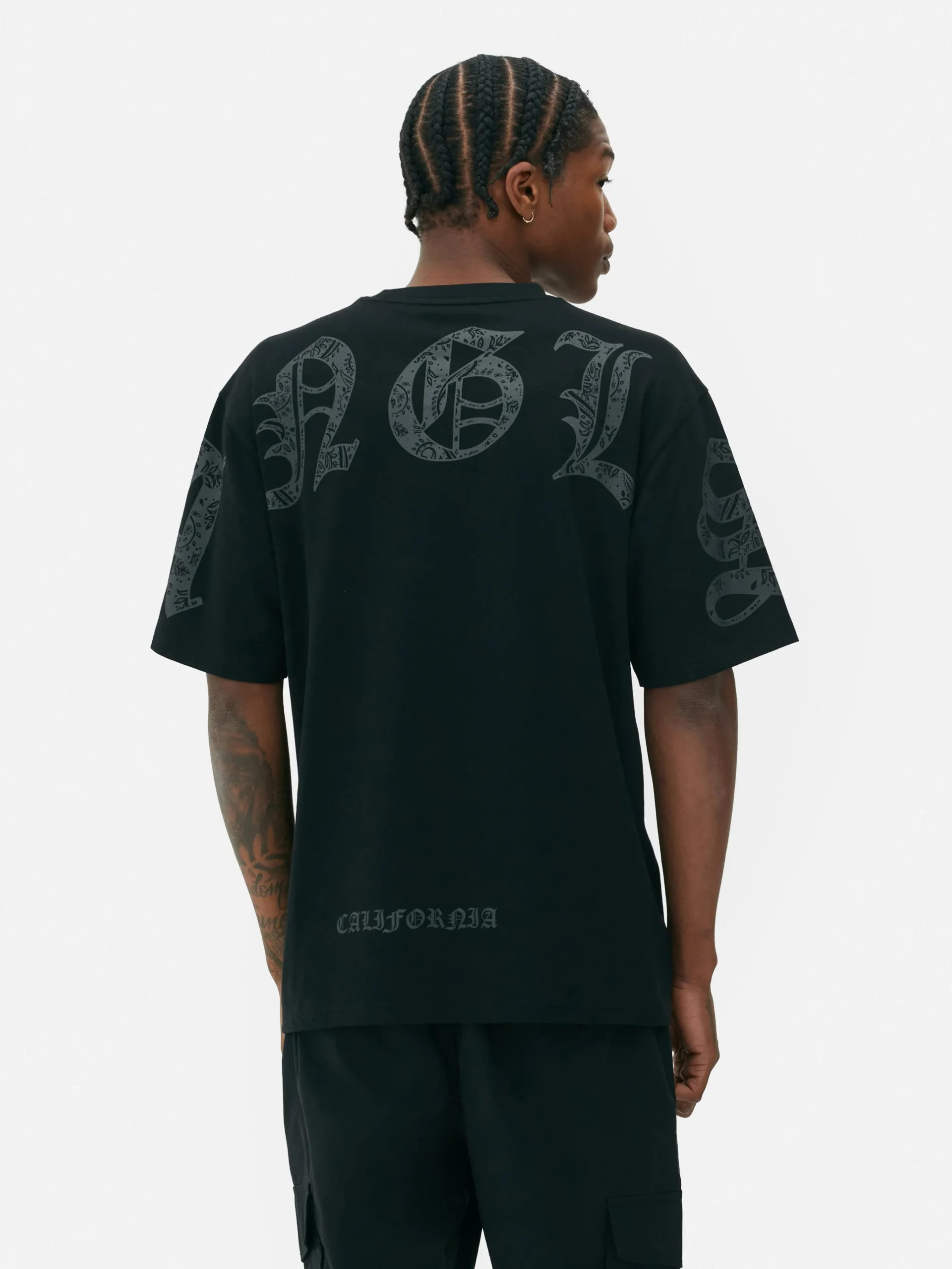 New „LA“ T-Shirt Mit Schriftzug Und Paisleymuster Herren Tops Und T-Shirts