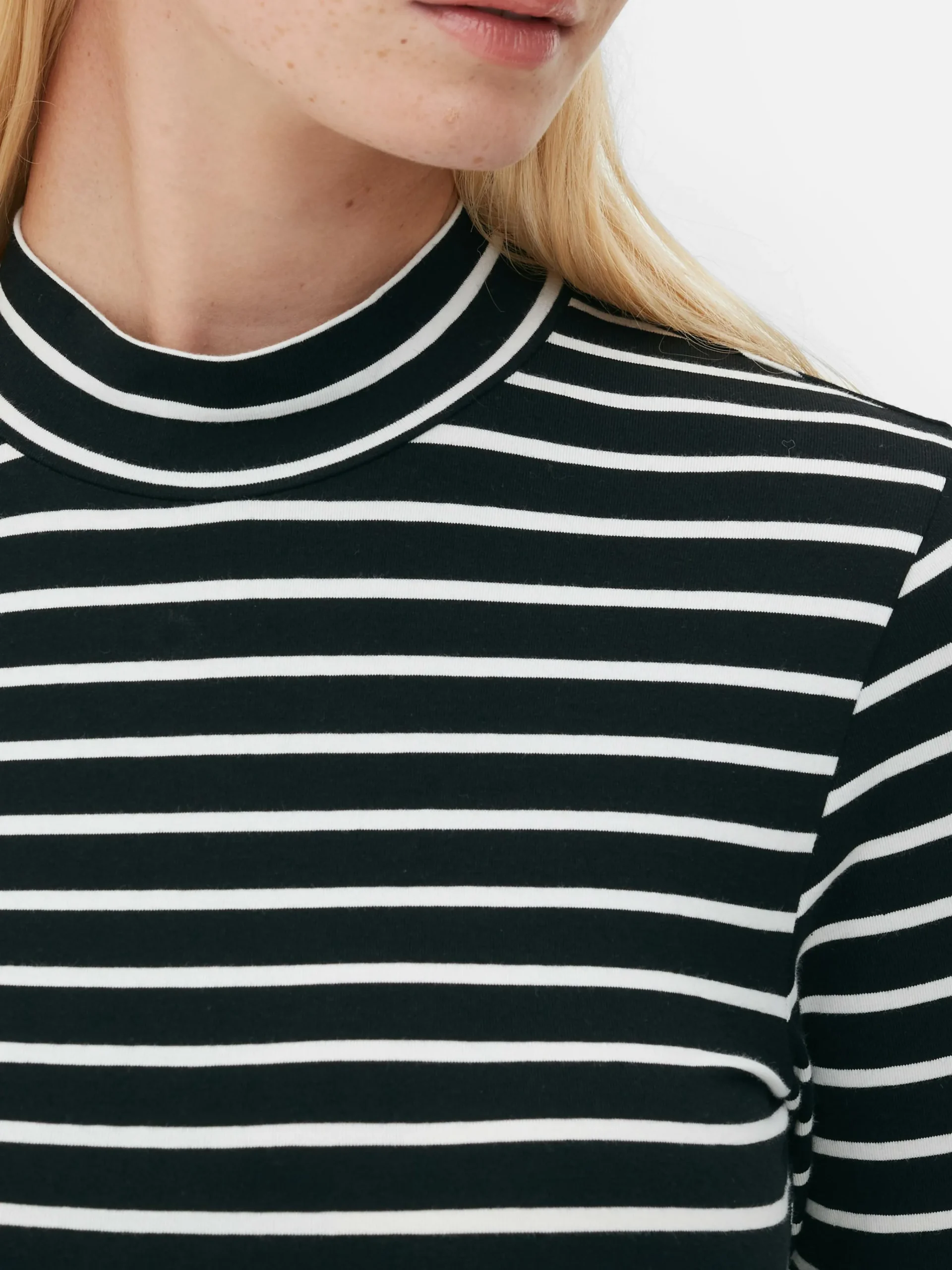 Discount Langärmeliger Body Mit Rollkragen Damen Tops Und T-Shirts