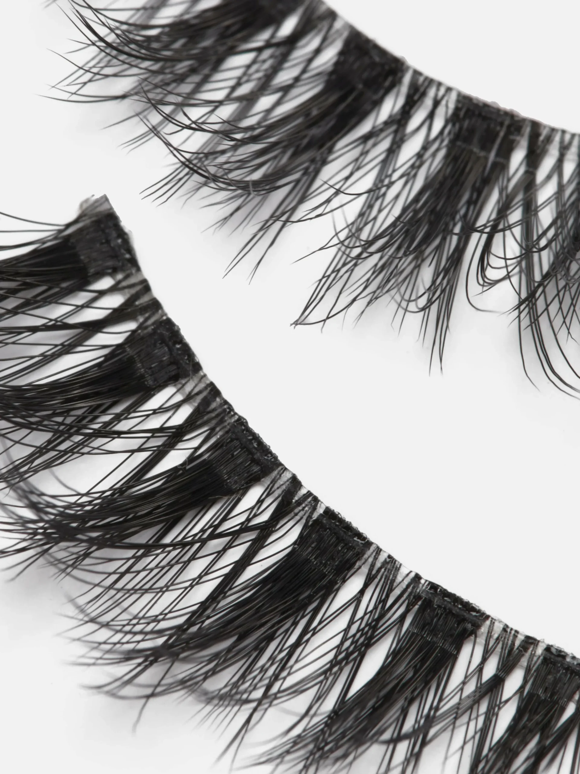 PS… Künstliche Wimpern „Party-Edition“ Künstliche Wimpern