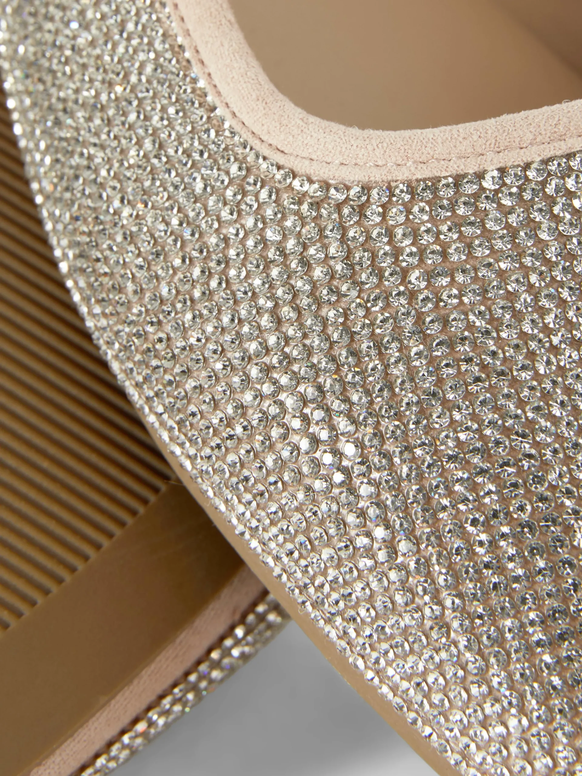 Best Pumps Mit Eckiger Zehenpartie Und Nieten Damen Flache Schuhe