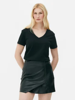 Sale Regular-Fit-T-Shirt Mit V-Ausschnitt Damen Tops Und T-Shirts