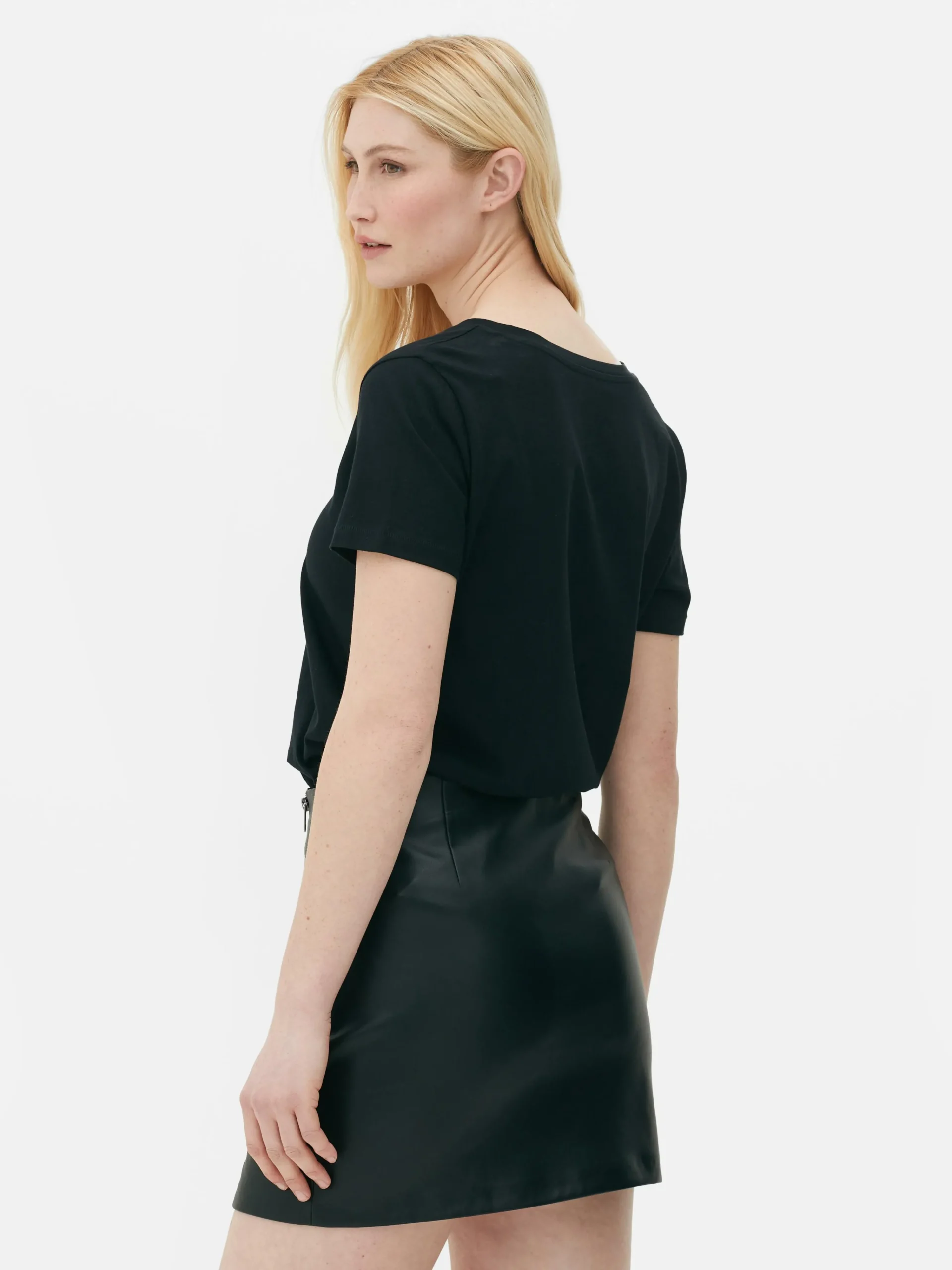 Sale Regular-Fit-T-Shirt Mit V-Ausschnitt Damen Tops Und T-Shirts