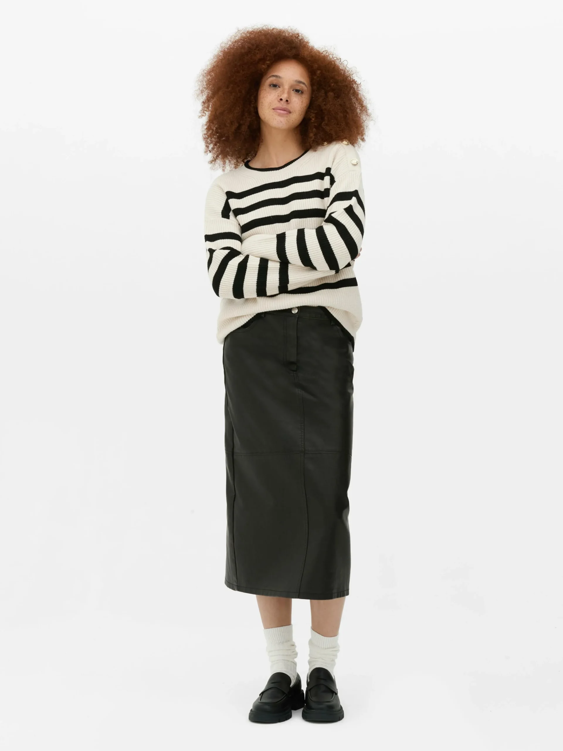 Rundhalspullover Mit Knopfdetail Damen Pullover Und Cardigans