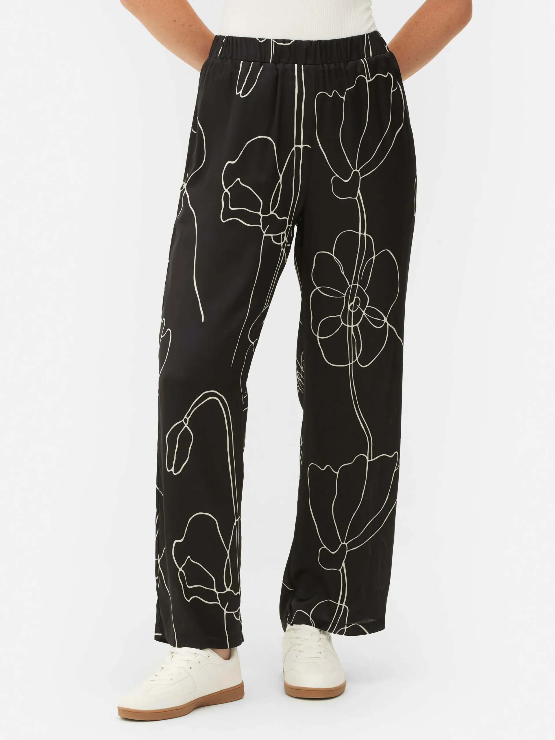 Satinhose Mit Blumendesign Damen Hosen Und Leggings