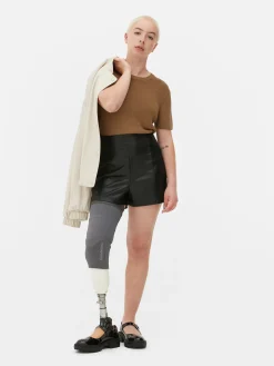 Hot Shorts Aus Kunstleder Damen Shorts