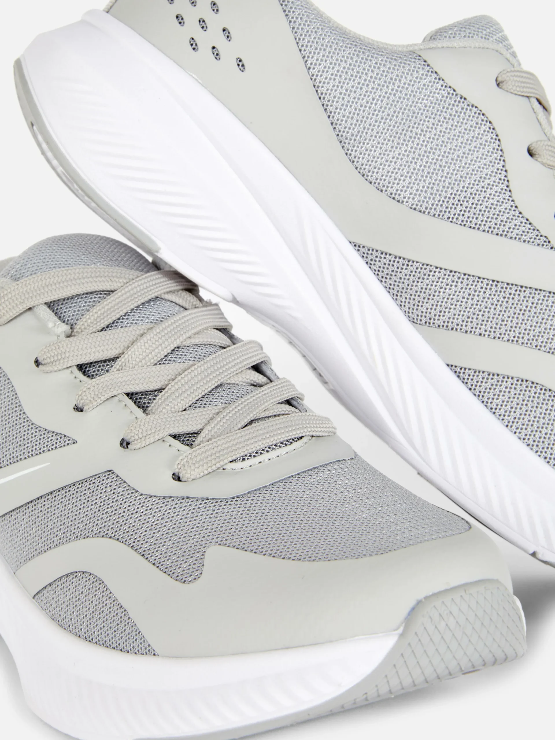 Sale Sportliche Sneaker Mit Schnürsenkeln Damen Sneakers