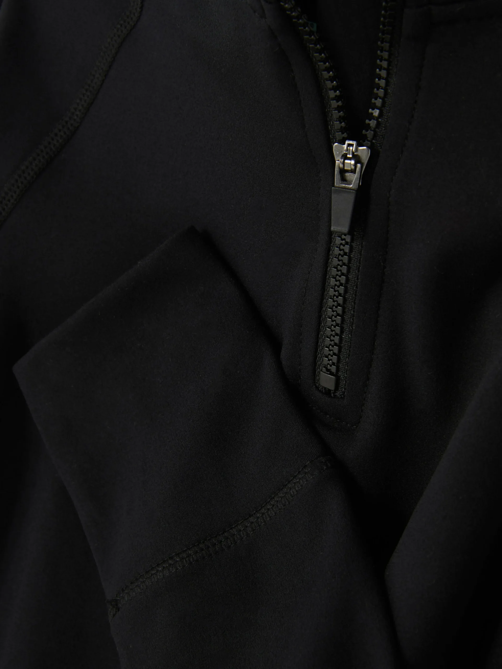 Sportliches Sweatshirt Mit Trichterkragen Kinder Hoodies Und Sweatshirts