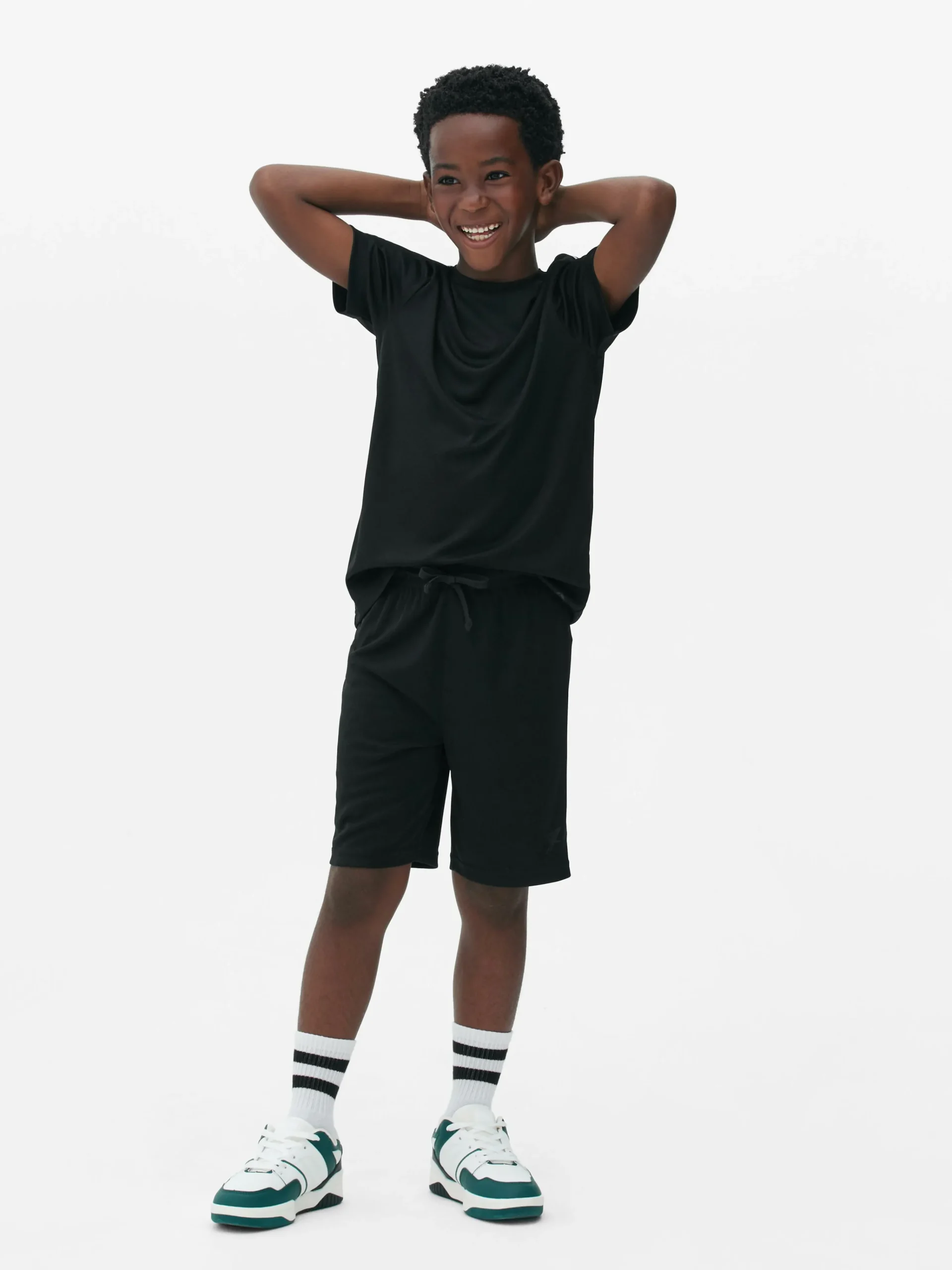 Discount Sport-Shorts Mit Netzeinsatz Kinder Shorts