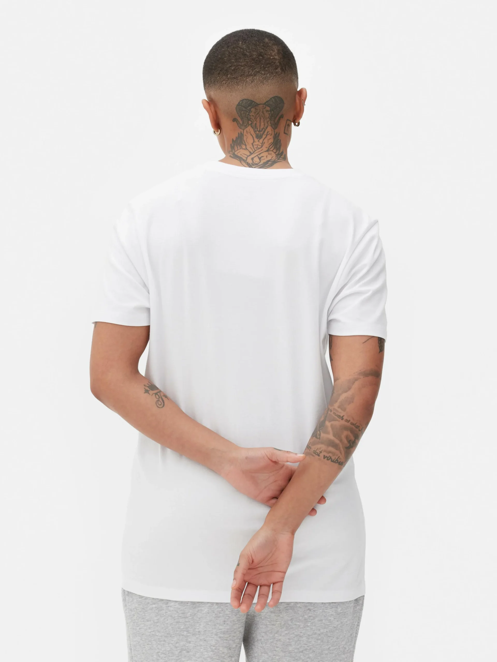 Hot T-Shirt Im Regular-Fit Mit Rundhalsausschnitt Herren Tops Und T-Shirts