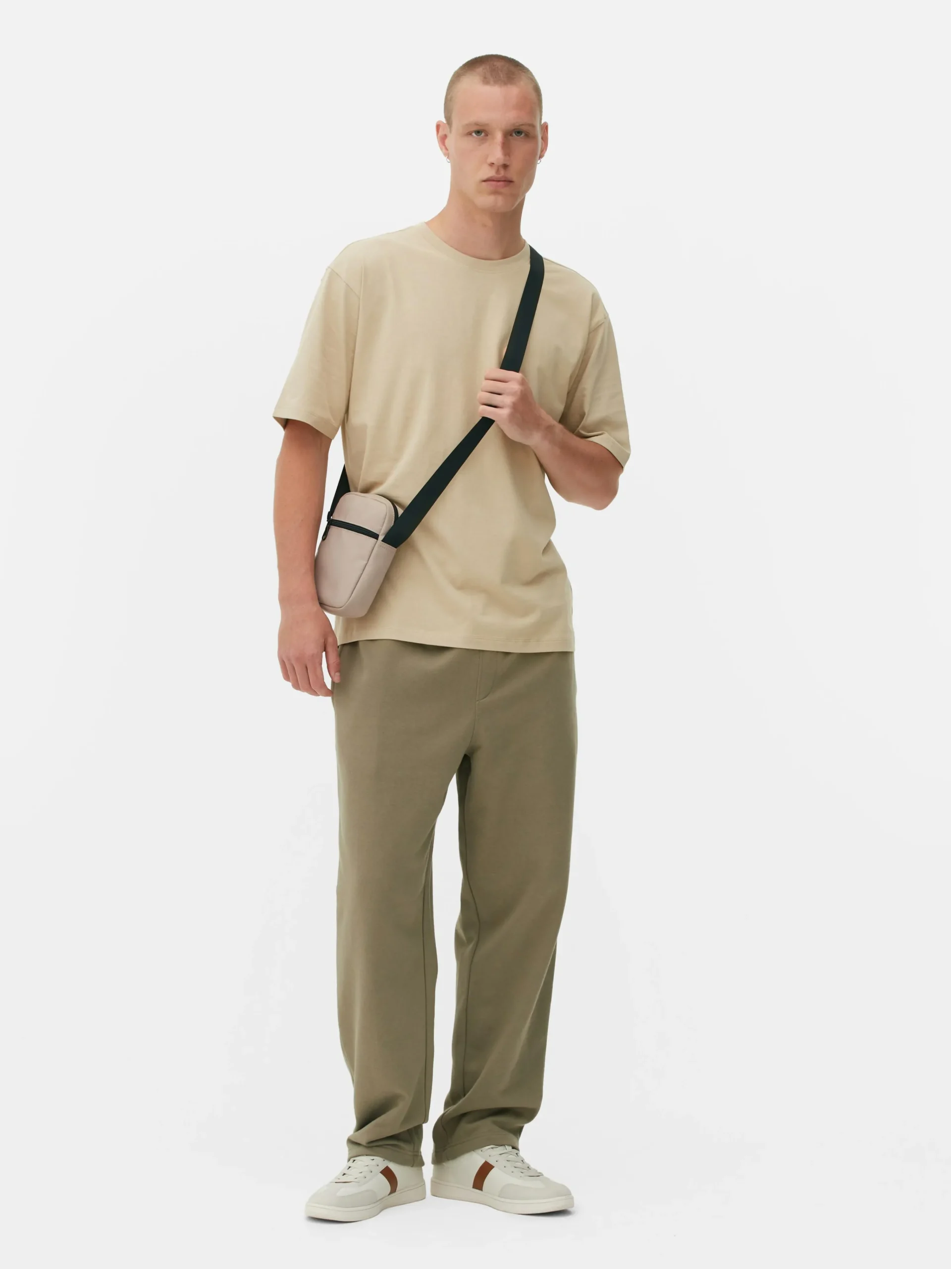 Best T-Shirt In Lässiger Passform Herren Tops Und T-Shirts