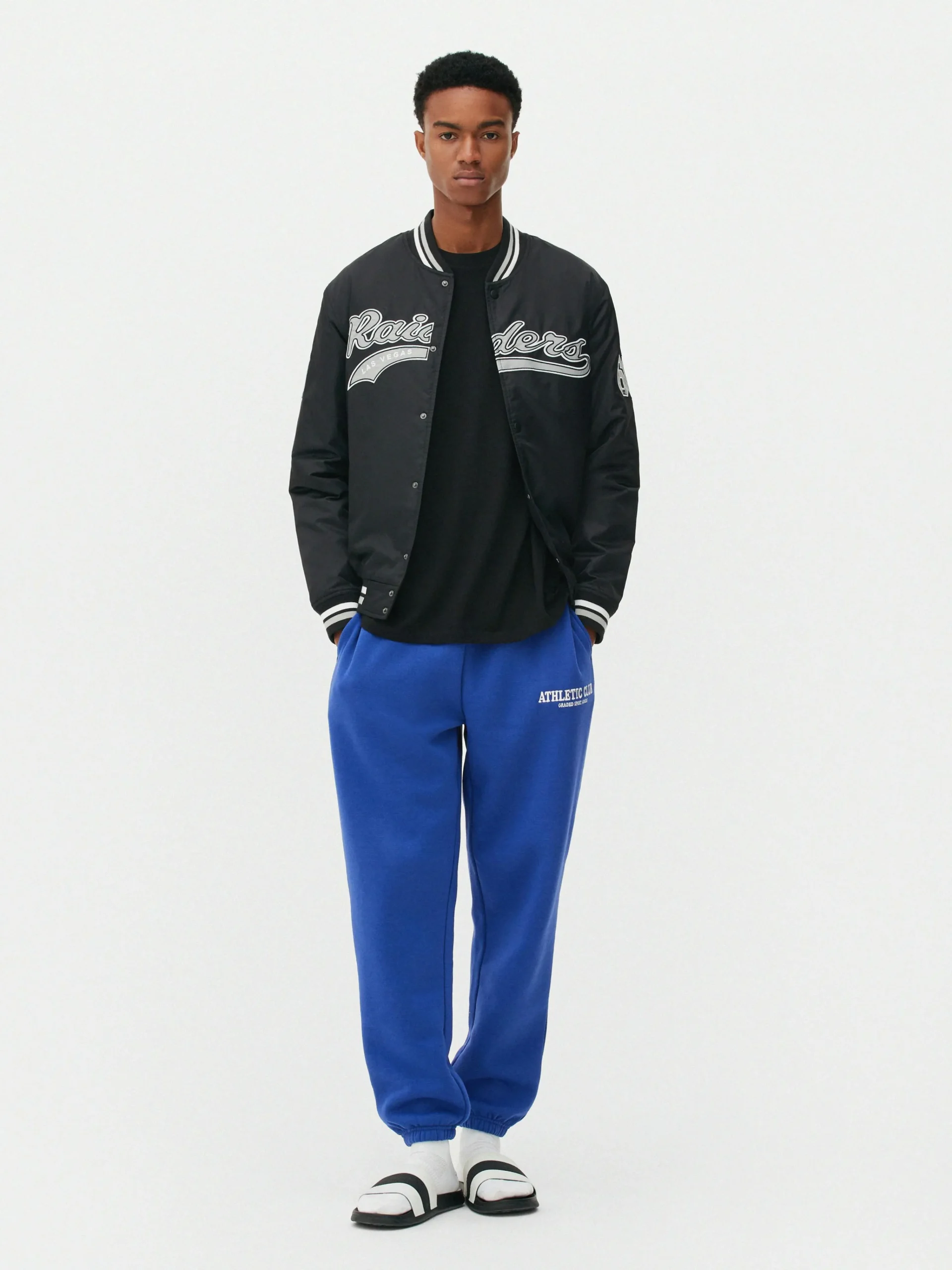 Hot T-Shirt Mit Rundhalsausschnitt In Regulärer Passform Herren Tops Und T-Shirts